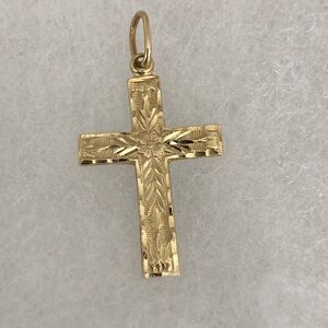 14k Yellow Gold Cross 3D Solid Charm Pendant With Beautiful Ornate Designs~1”